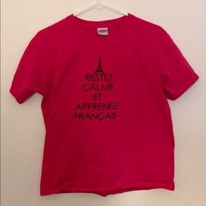 hot pink “keep calm and learn French” t-shirt